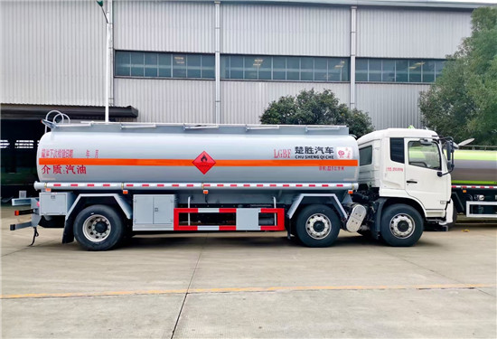 國六東風(fēng)天錦小三軸22.5方運油車 國六東風(fēng)天錦小三軸22.5方運油車